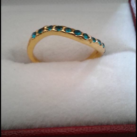 Ring size 6 - Picture 2 of 4